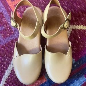 Dansko Clogs - beige/sand color - size 6 or EU 36
